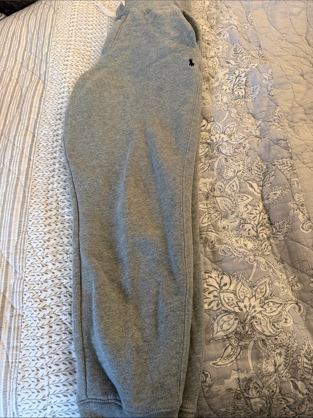 Polo Kids Gray soft Joggers with Drawstring Waist and pockets. Size 10-12